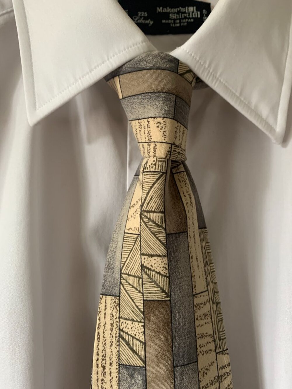 Anthony Richards silk tie